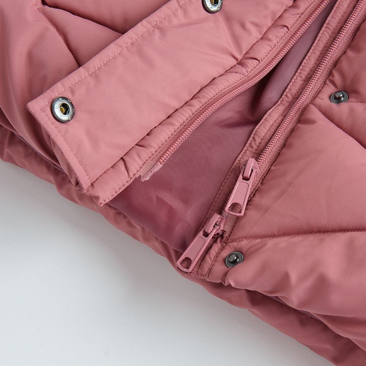 Pink zip through jacket with furlike on the hood