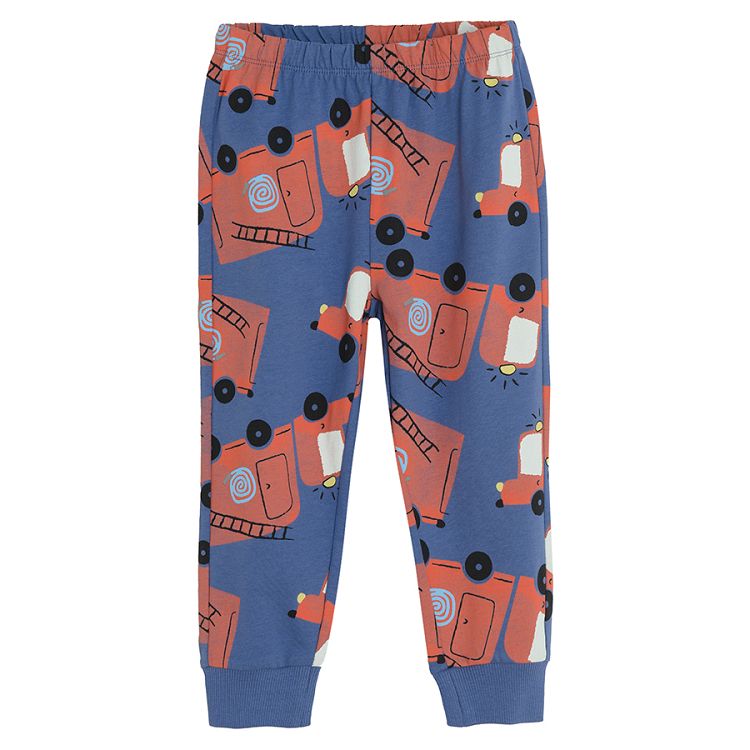 Long sleeve pyjamas with pants and trucks print