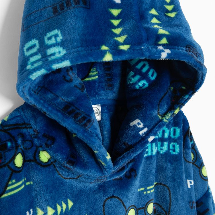 Blue gaming poncho