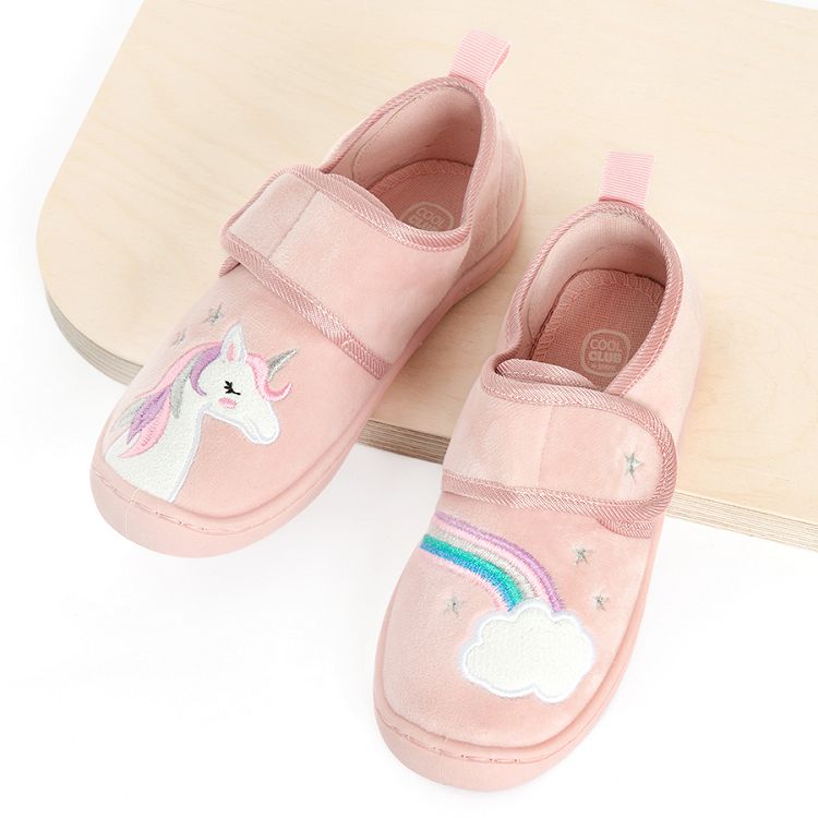 Pink shoes canvas with unicorn print