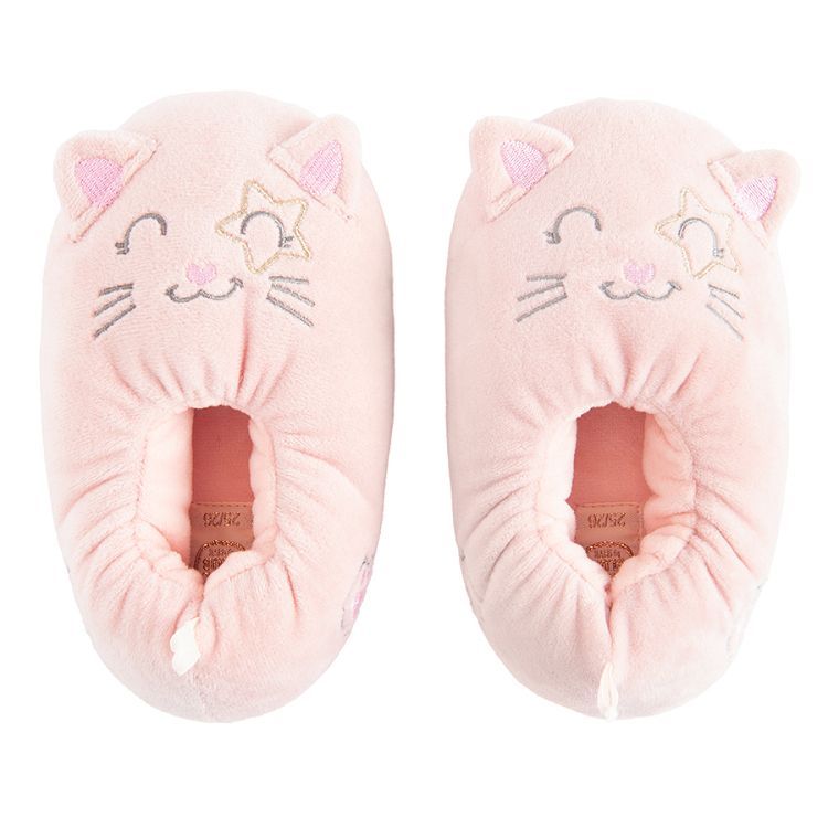 Pink home slippers with kitten shape