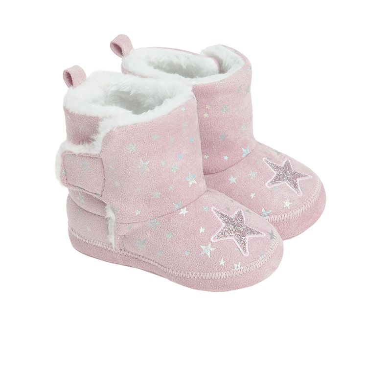 Pink newborn slippers with stars print