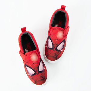 נעליים אדומות של ספיידרמן