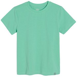 Green short sleeve T-shirt