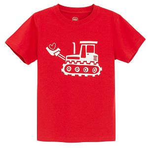 Red T-shirt with bulldozer print