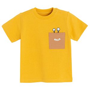 Yellow T-shirt with chest pocket Hello print