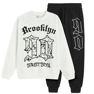 White sweatshirt with Blooklyn STREET STYLE print and black jogging pants set - 2 pieces