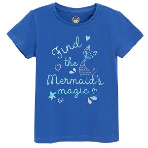 חולצת טריקו כחולה עם הדפס 'Find the mermaid's magic'