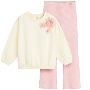 Ecru sweatshirt with flowers print and pink leggings set - 2 pieces