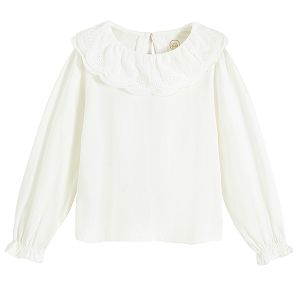 White long sleeve blouse with round collar