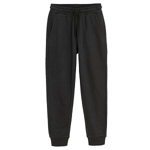 Black joigging pants